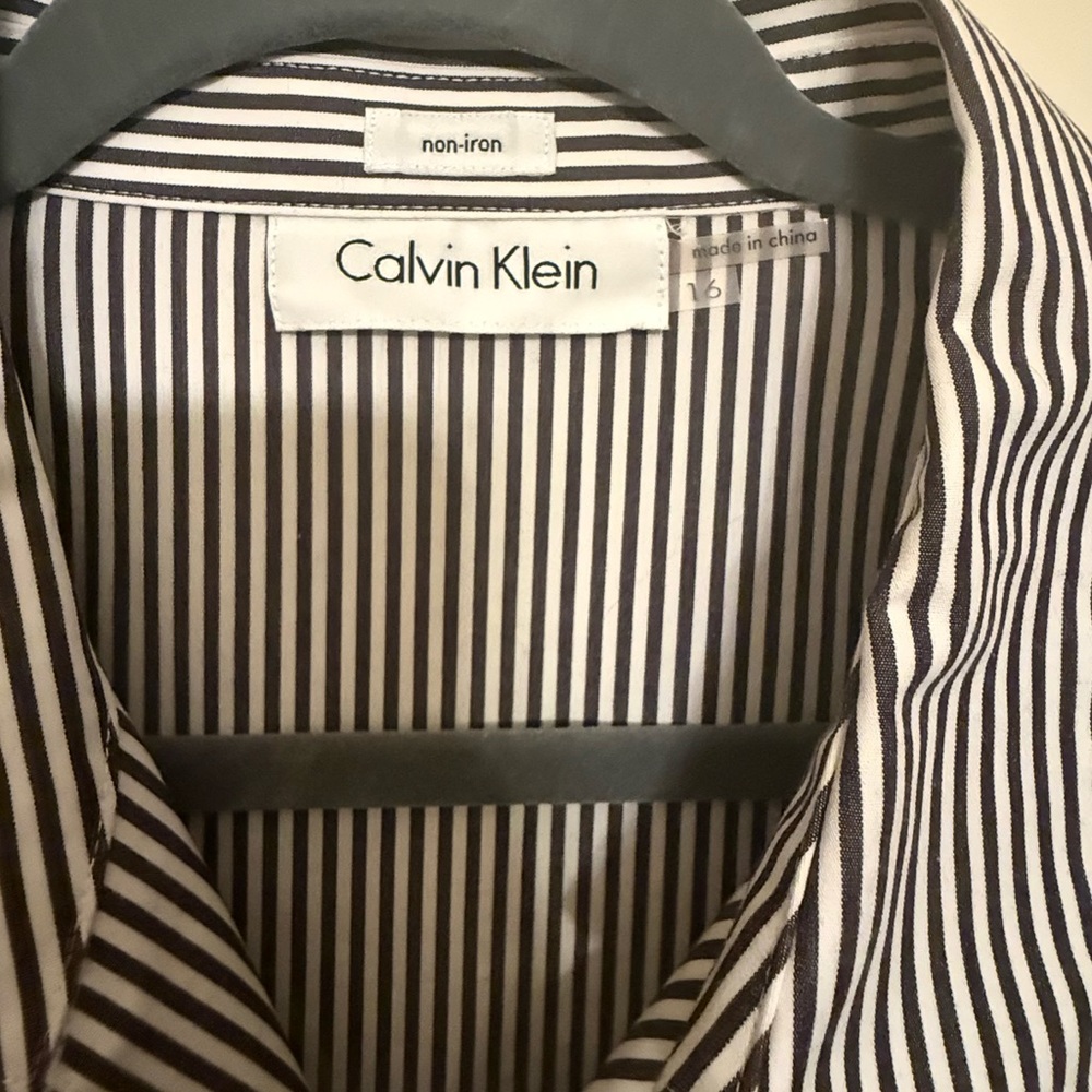 Calvin Klein Women’s Black and White Striped Shirt Non Iron Brand - Picture 2 of 6